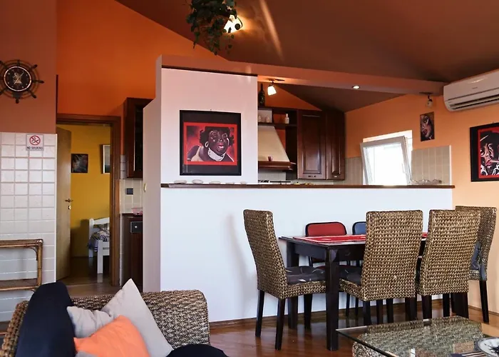 Apartmán With A Parking Space - 17827 Pula