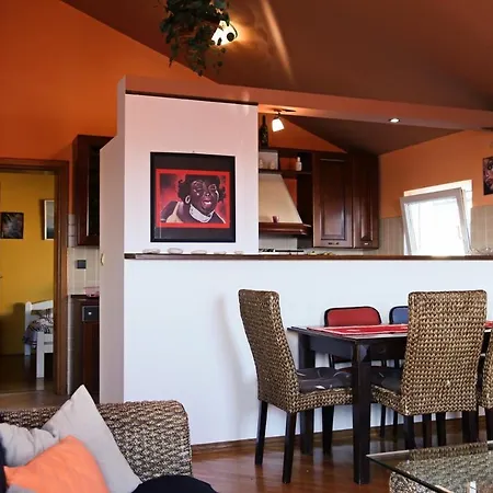 דירה With A Parking Space - 17827 פולה