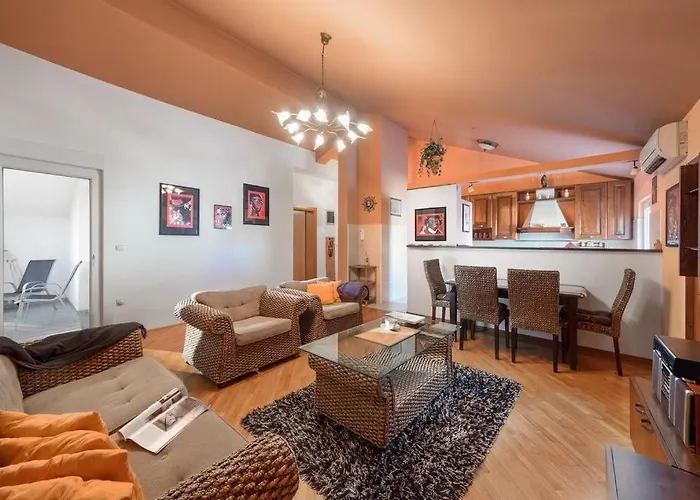 With A Parking Space - 17827 דירה *